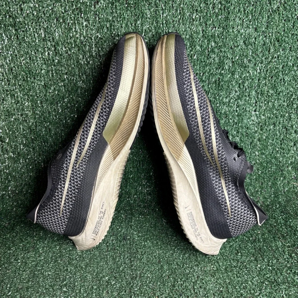 Nike ZoomX Streakfly Road Racing Athletic Sneaker Black Gold Grain Mens Size 10